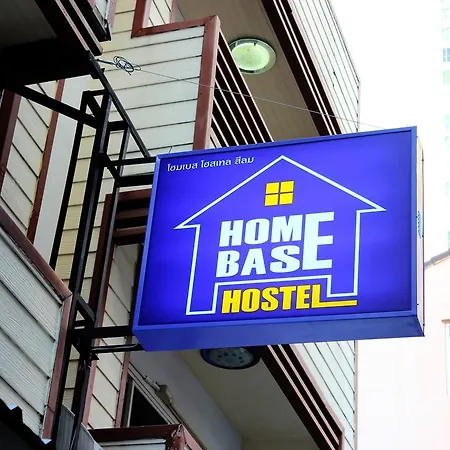 Home Base Hostel (Adults Only)-3